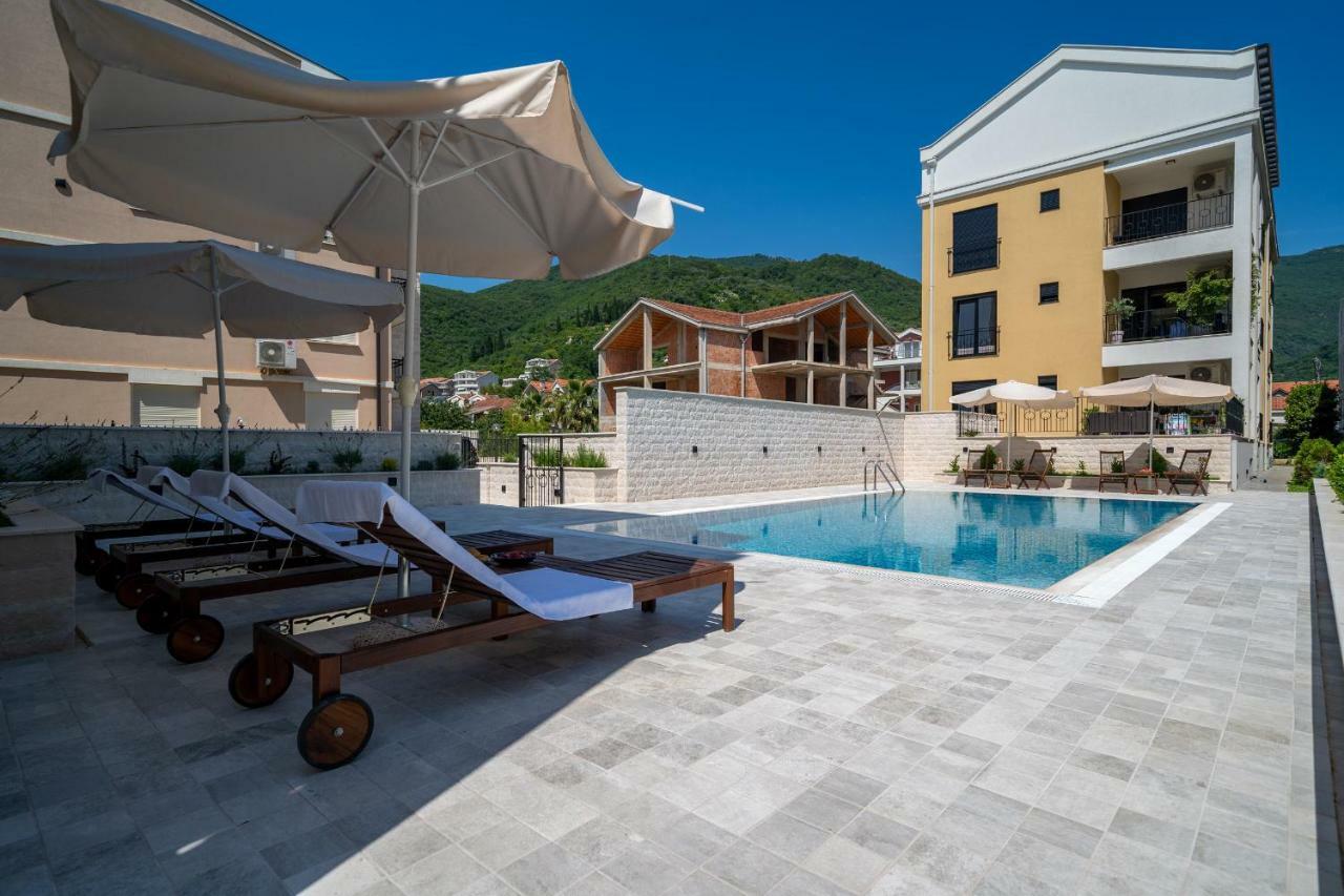 Sealine Apartments A1 Тиват Екстер'єр фото